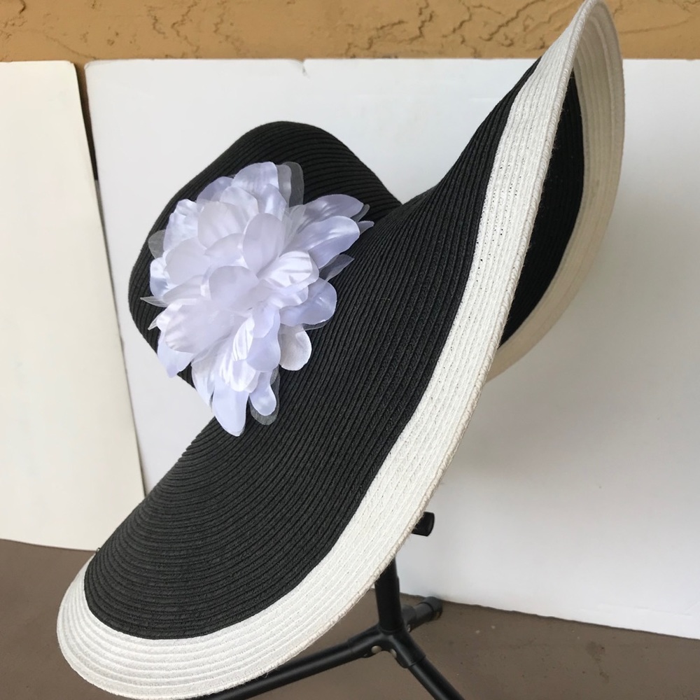 Black with White Flower